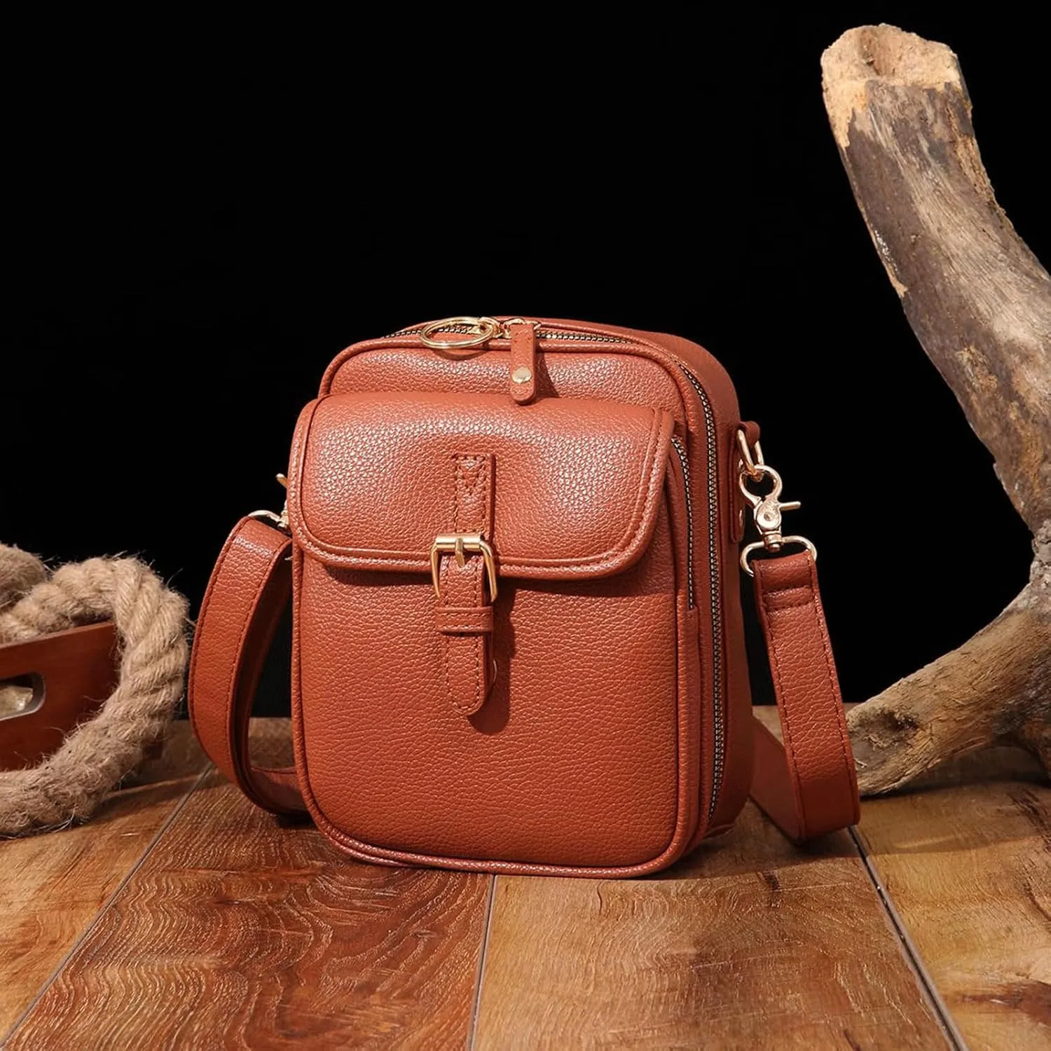 2025 Urvashi Crossbody Leather Bag, Collaboraten1 Crossbody Leather Bag, Vintage Large Capacity Shoulder Messenger Bag